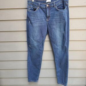 Studio Blue Distressed Jeans size 32